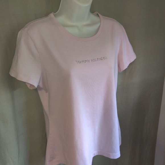 🗺️ Tommy Hilfiger Pretty pink Bling Logo T-Shirt - Picture 6 of 10